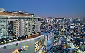 Holiday Inn Express Seoul Hongdae